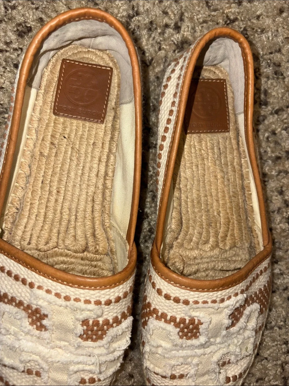 Tory Burch Shaw espadrille flats tan & white 8.5